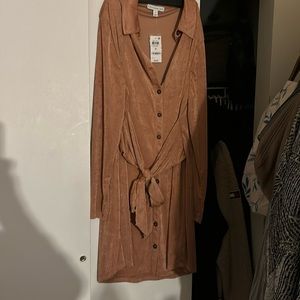 Peach party dress, short size 1x.